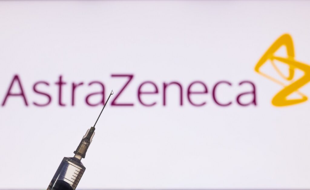 AstraZeneca: Τα 4 στα 5 εμβόλια που έδωσε στην Ε.Ε δεν έχουν χρησιμοποιηθεί