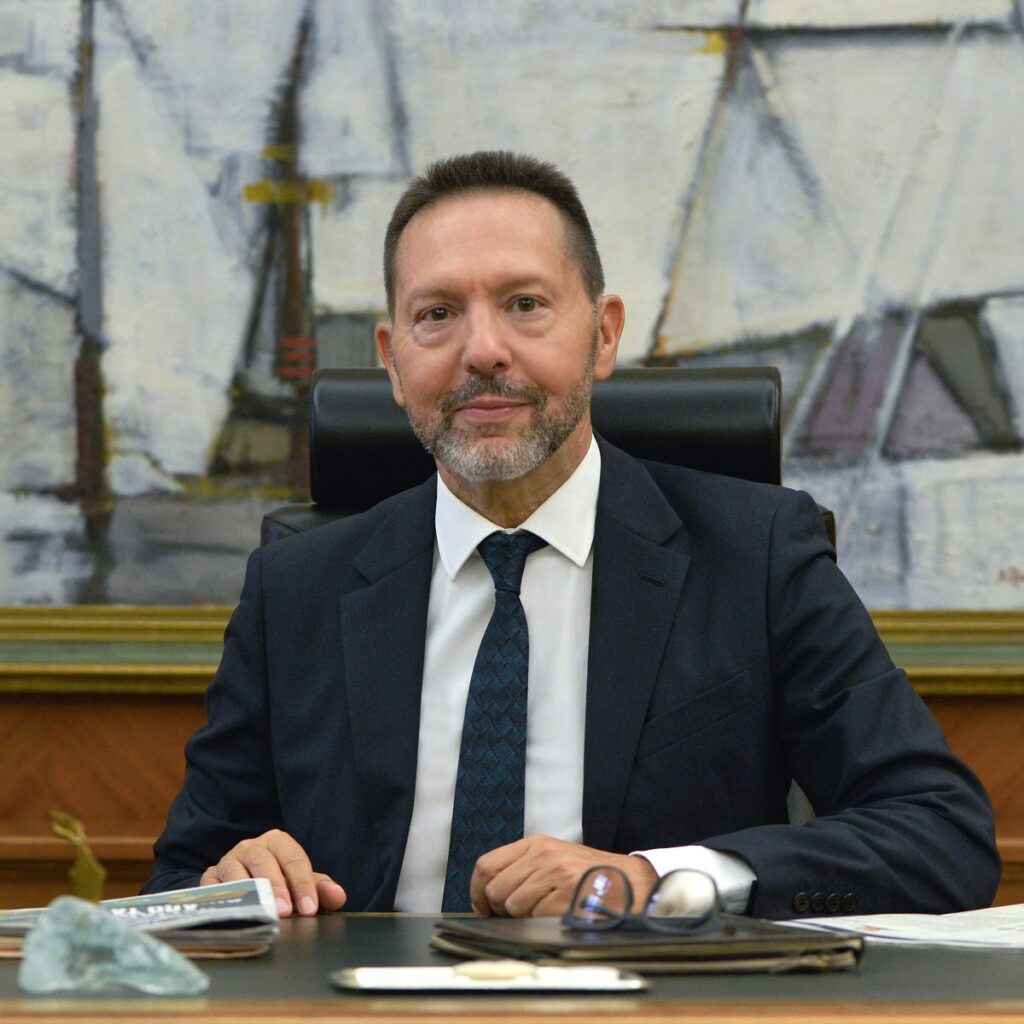 Ο Στουρνάρας ζητά αύξηση της αγοράς ομολόγων από την ΕΚΤ