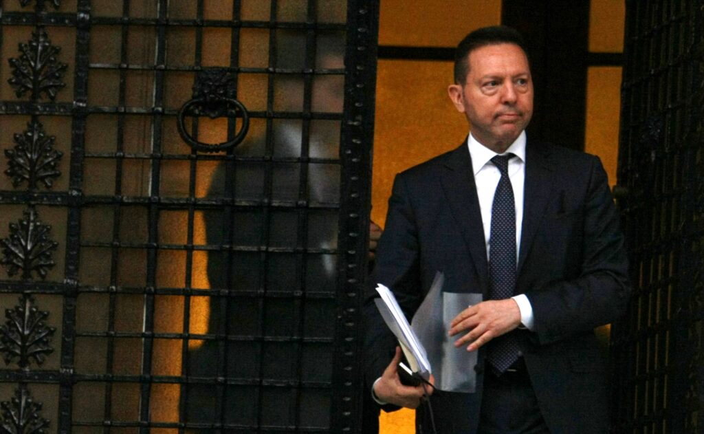 Στη Βουλή…τα «κόκκινα» δάνεια