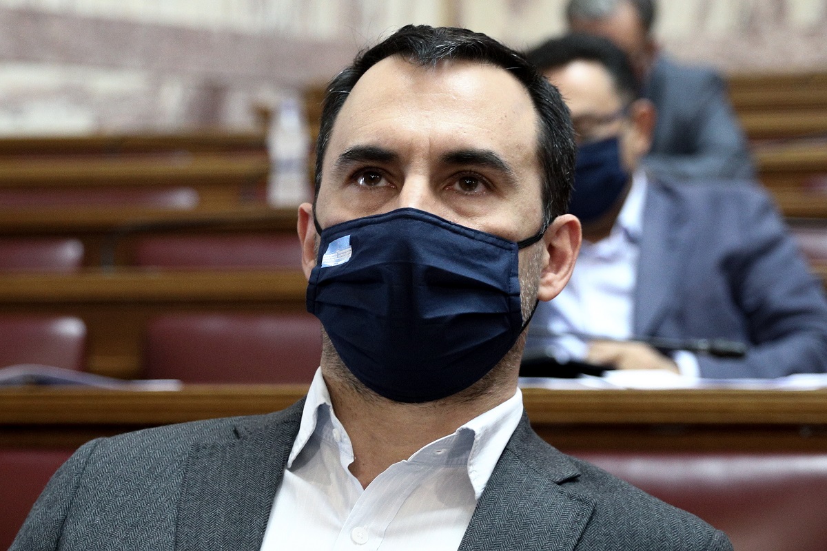 Α. Χαρίτσης: Ανεπαρκή τα μέτρα στήριξης για τους κομμωτές