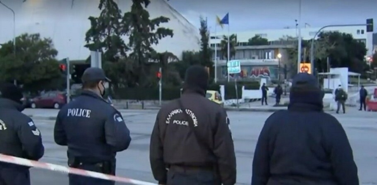 Επέμβαση της Αστυνομίας και δεκάδες προσαγωγές στο ΑΠΘ