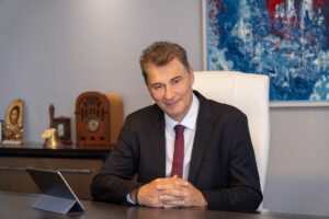 Epsilon Net: Ισχυρή ανάπτυξη με άνοδο 16% στα έσοδα, άλμα 42% στα κέρδη
