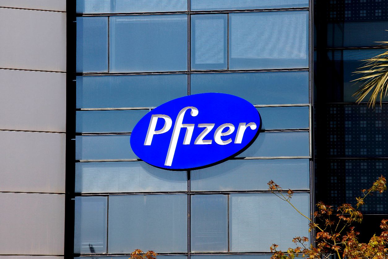 Pfizer logo