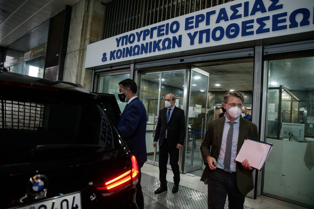 Ωράριο εργαζομένων και τηλεργασία: Έρχονται ανατροπές και αλλαγές