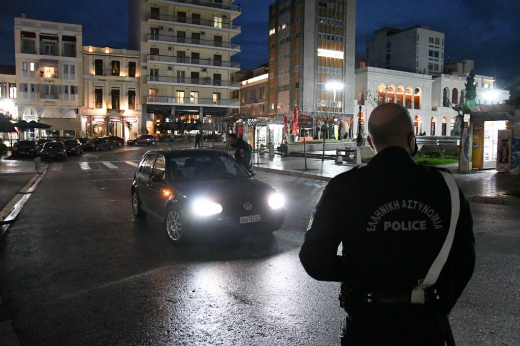 SMS στο 13033: Ποιες είναι οι αλλαγές για τις μετακινήσεις