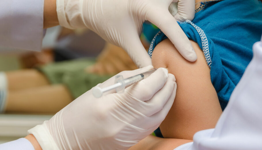 Υπ. Υγείας: Όσα πρέπει να γνωρίζουμε για τον αντιγριπικό εμβολιασμό