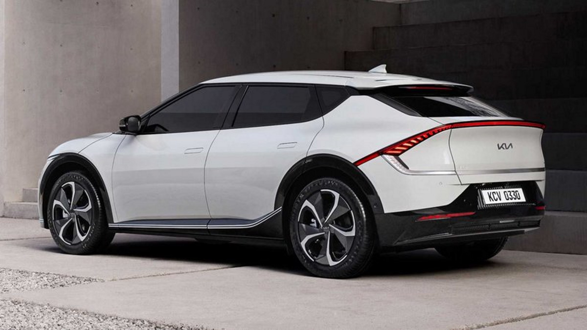 Η ΚΙΑ ταράζει τα νερά με το εντυπωσιακό EV6