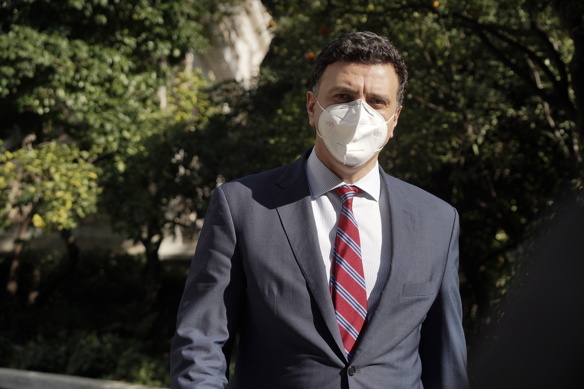 Β. Κικίλιας: Με σεβασμό παροτρύνουμε τους Ρομά να εμβολιαστούν