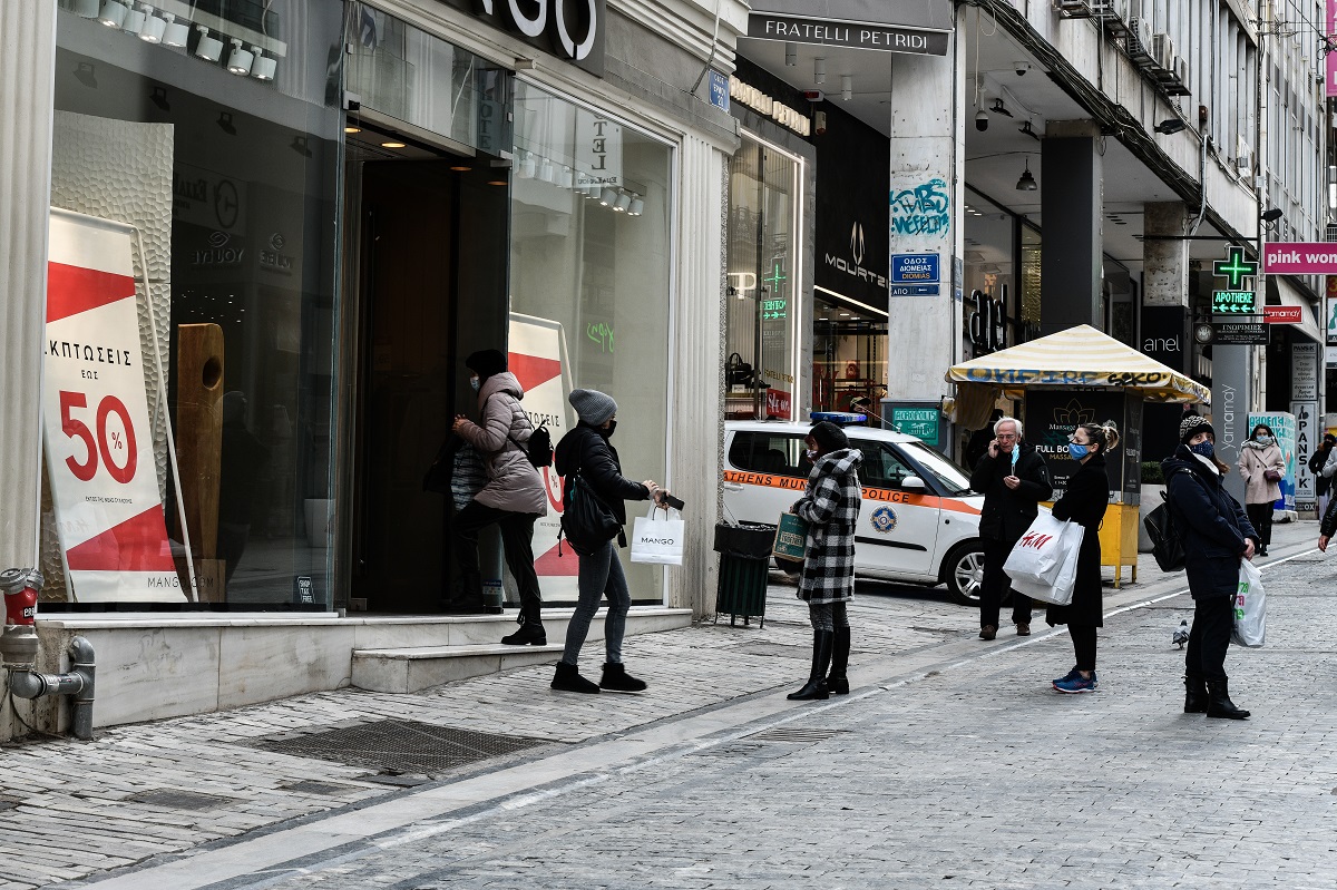 ΙΟΒΕ: Οι προκλήσεις του λιανεμπορίου εν μέσω πανδημίας