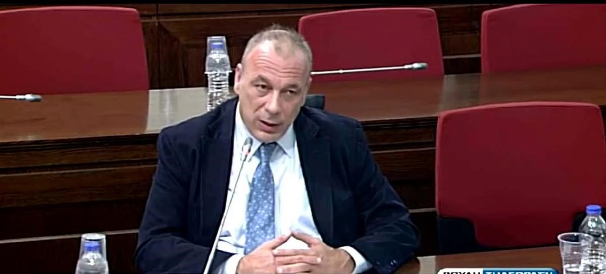 Τα προϊόντα ευζωίας, η φαρμακευτική κάνναβη και ο… Φώτης Μπόμπολας