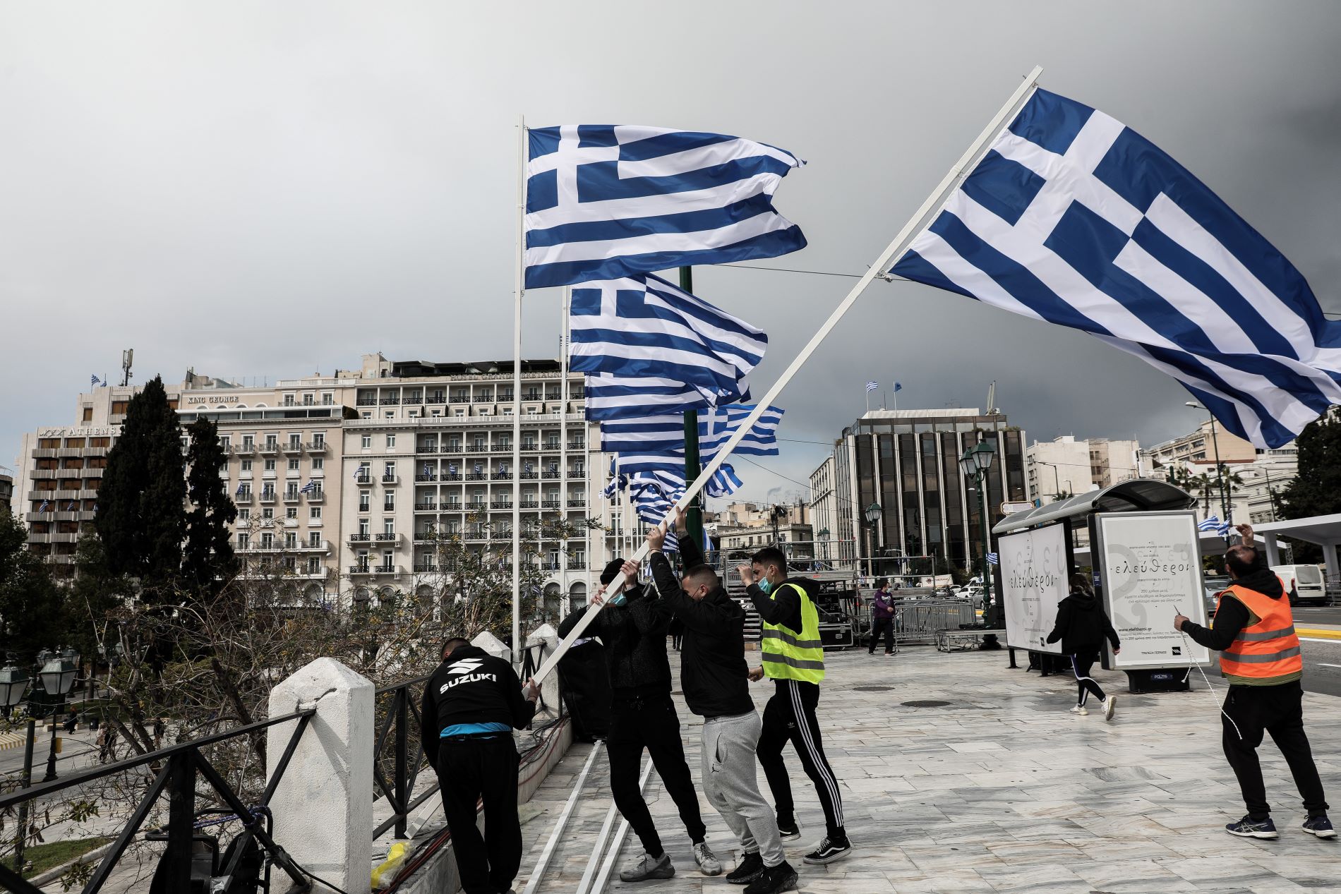 Ίλιγγος από το χρέος που εν μέσω πανδημίας ξεπερνά τα 580 δισ. ευρώ