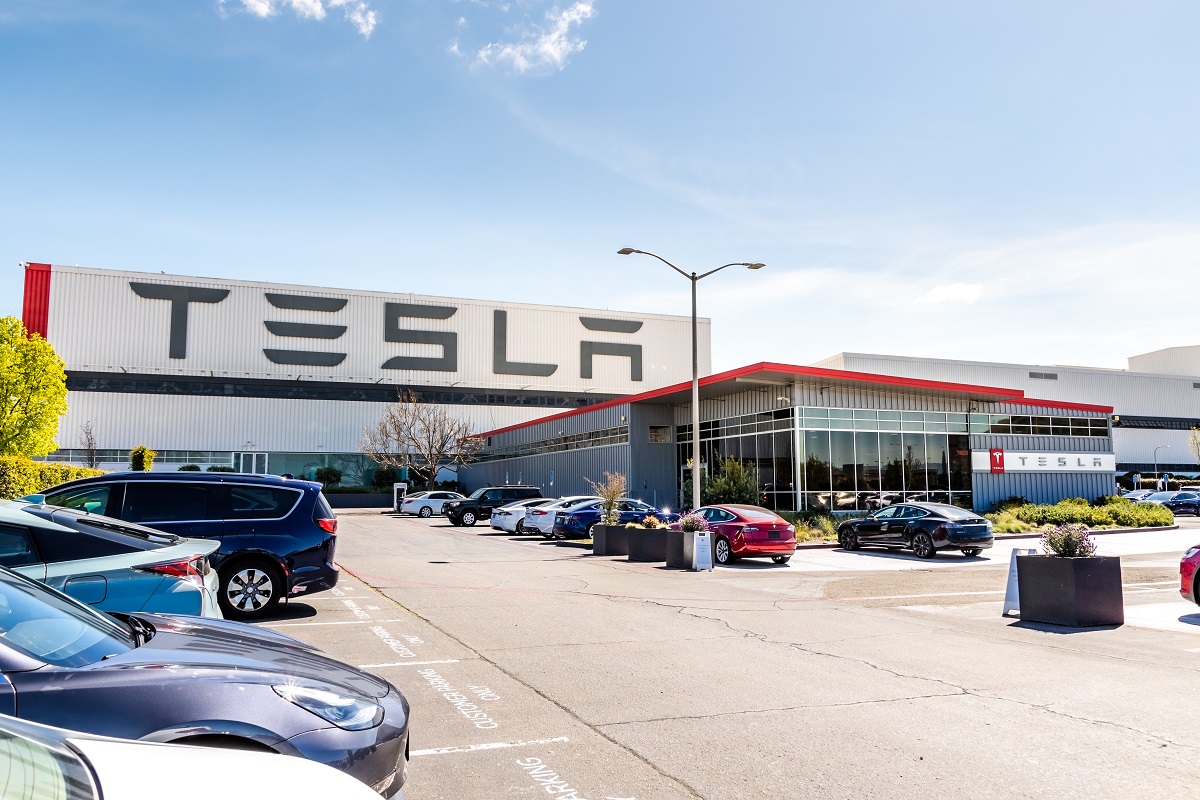 ΗΠΑ: Μεγάλη πυρκαγιά στο εργοστάσιο της Tesla στην Καλιφόρνια