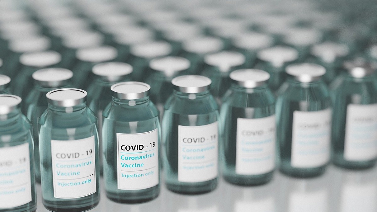 Covid-19 Vaccine @ Everypixel