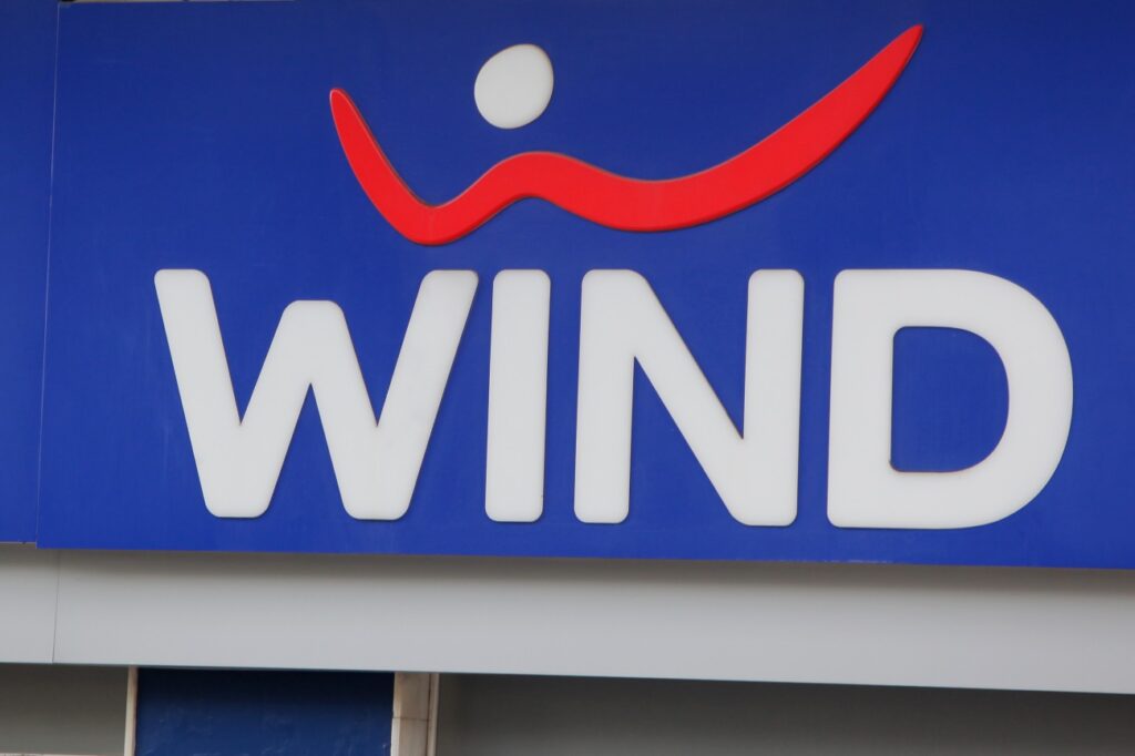 WIND: Δωρεάν επικοινωνία για τους πληγέντες των πυρκαγιών