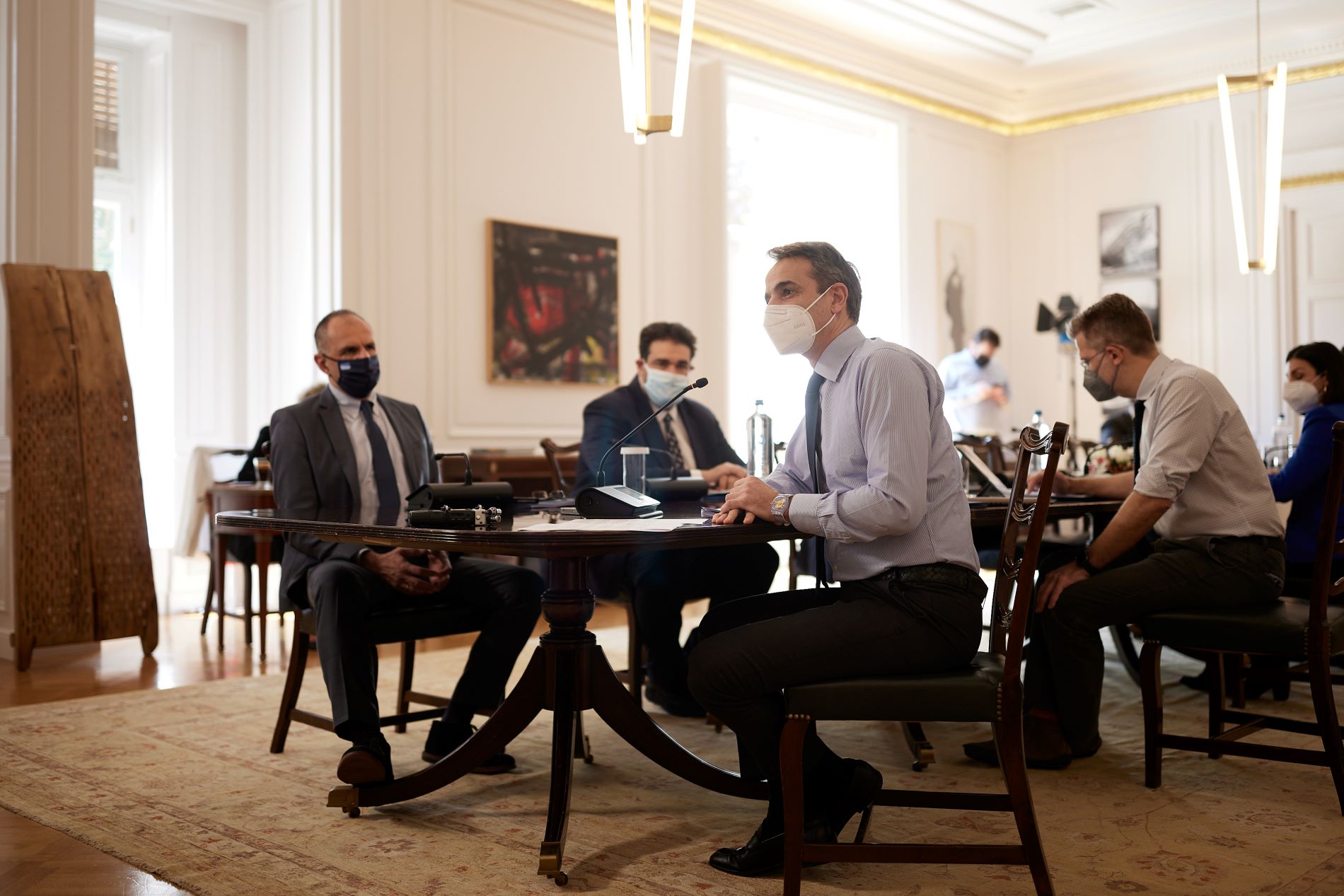 Η κυβέρνηση τιμά στο ακέραιο την εντολή του ελληνικού λαού