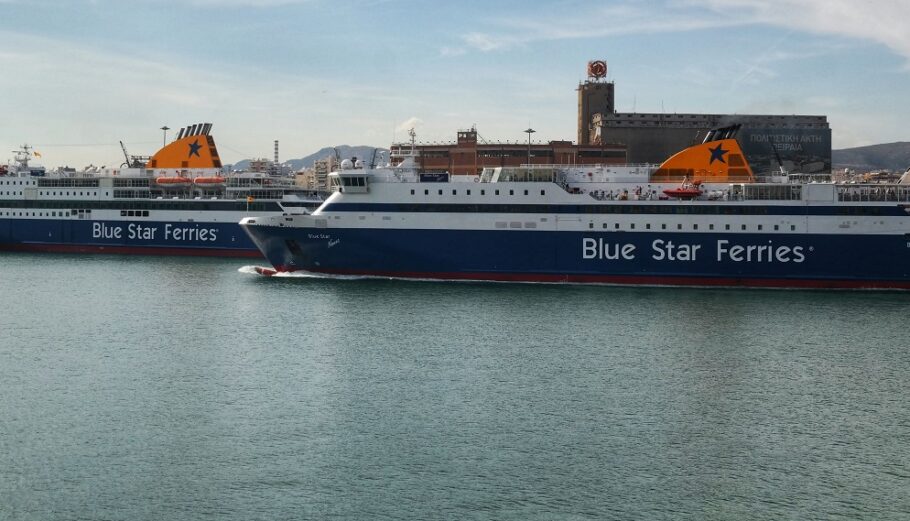 Blue Star Ferries @ Eurokinissi