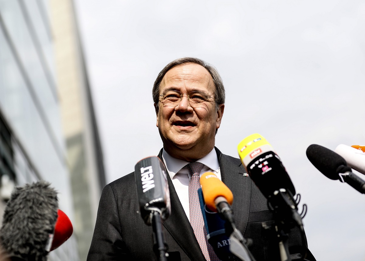 Γερμανία: Αποχωρεί ο Ζέντερ, υποψήφιος καγκελάριος του CDU ο Λάσετ