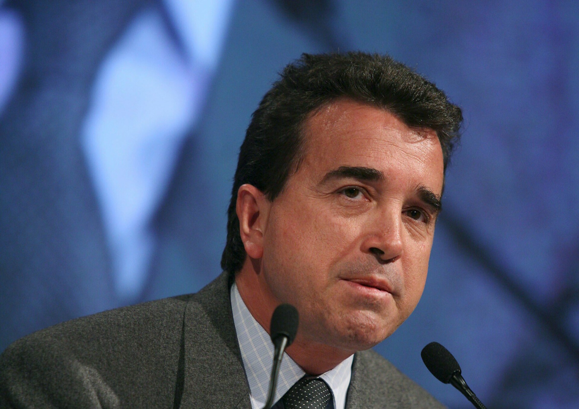 Lagardere: Μάχη τιτάνων για το γαλλικό Fox News