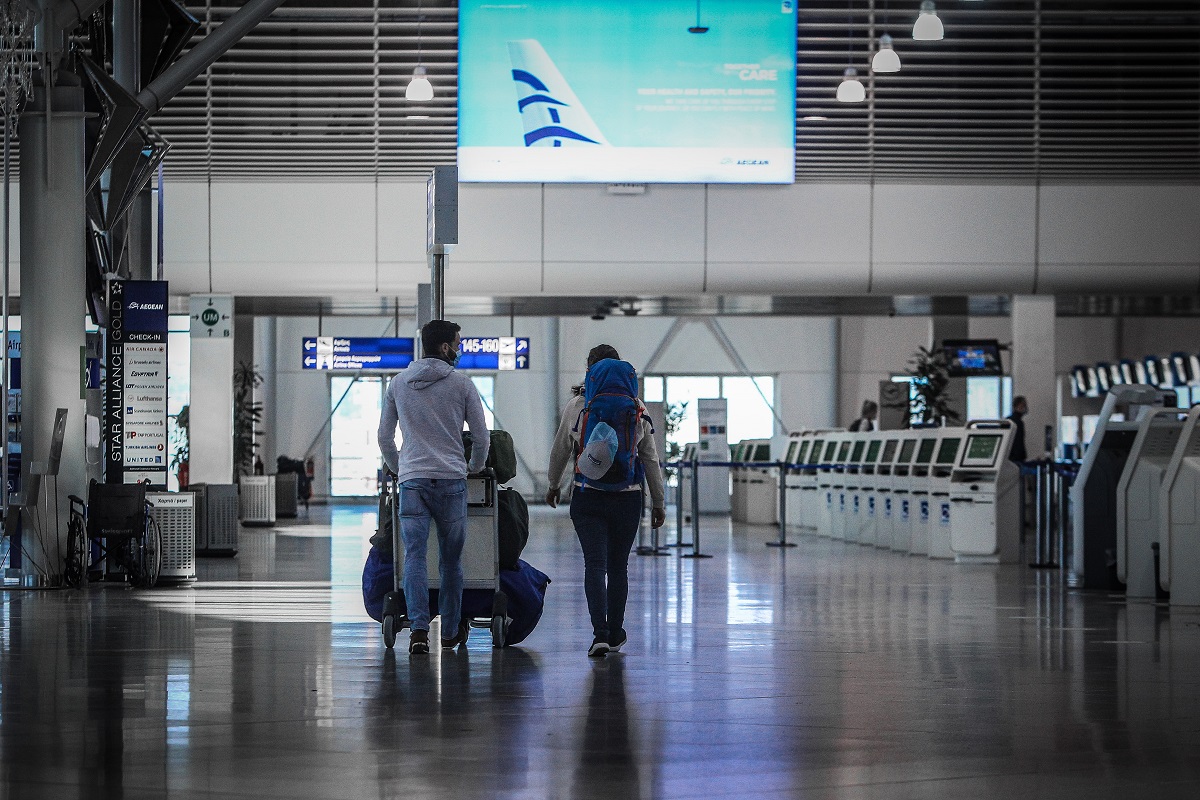 ΥΠΑ: Ανακάμπτει η επιβατική κίνηση στα αεροδρόμια της χώρας