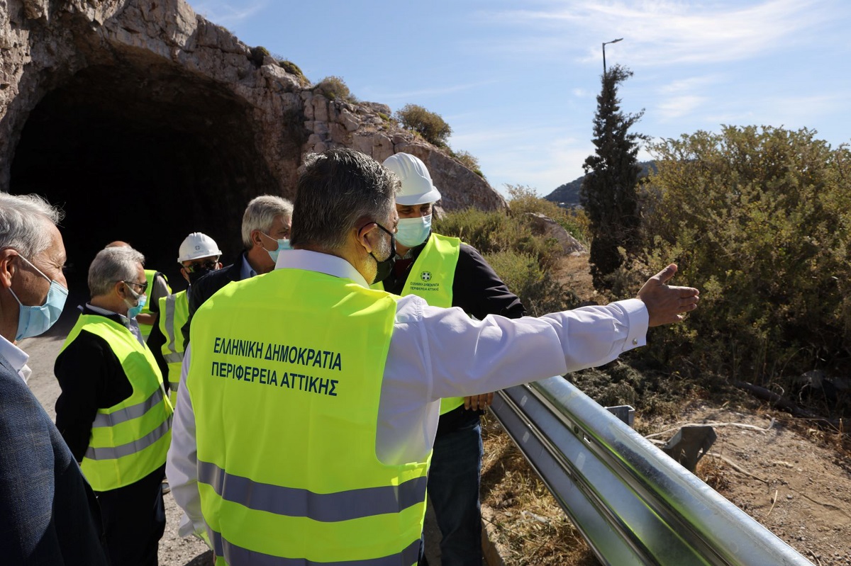 Παραδόθηκε στην κυκλοφορία ο οδικός άξονας Βάρκιζας- Σουνίου