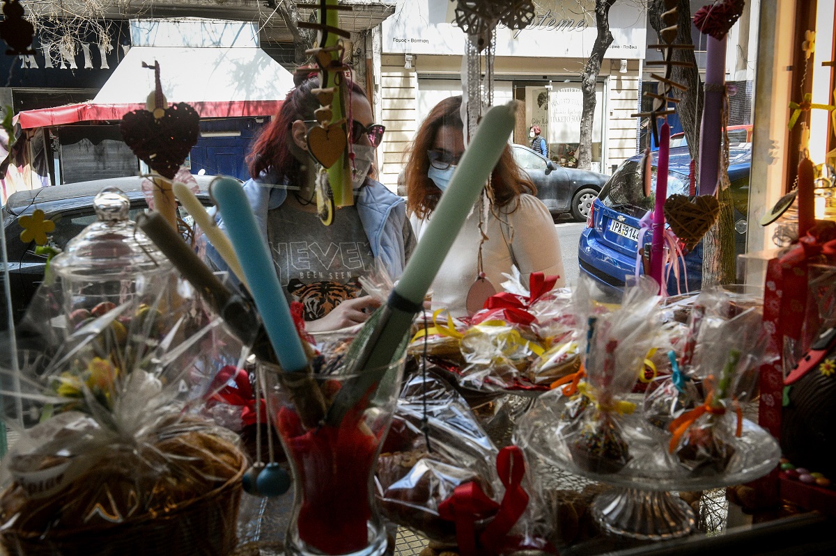 Πάσχα: Πότε αρχίζει το εορταστικό ωράριο των καταστημάτων