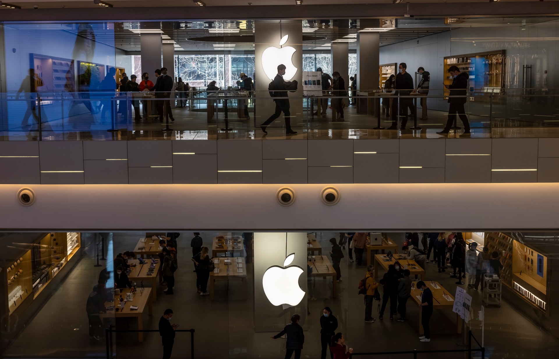 Η Apple ανοίγει το μυστικό παράθυρο για τις συσκευές της