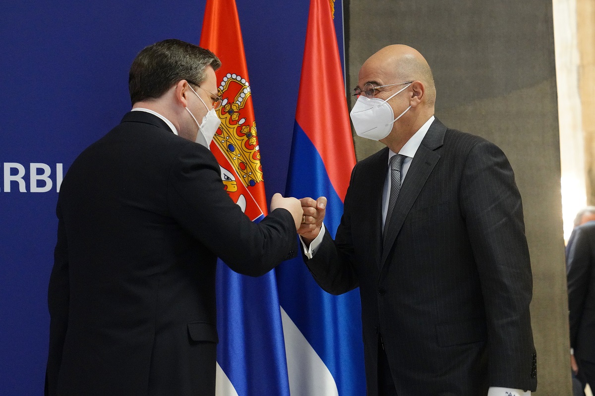 Θετική η αποτίμηση της δεύτερης επίσκεψης Δένδια στο Βελιγράδι