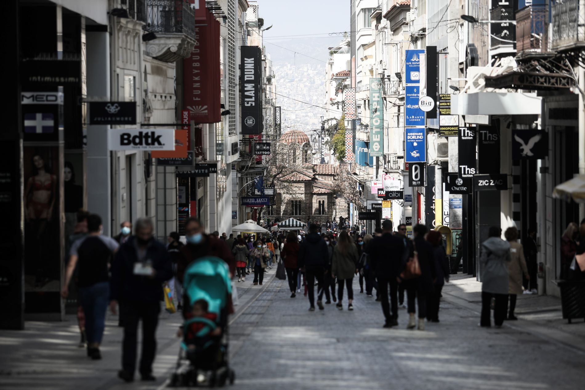 Όλα τα μέτρα για εμπορικά, κέντρα αισθητικής και εστίαση