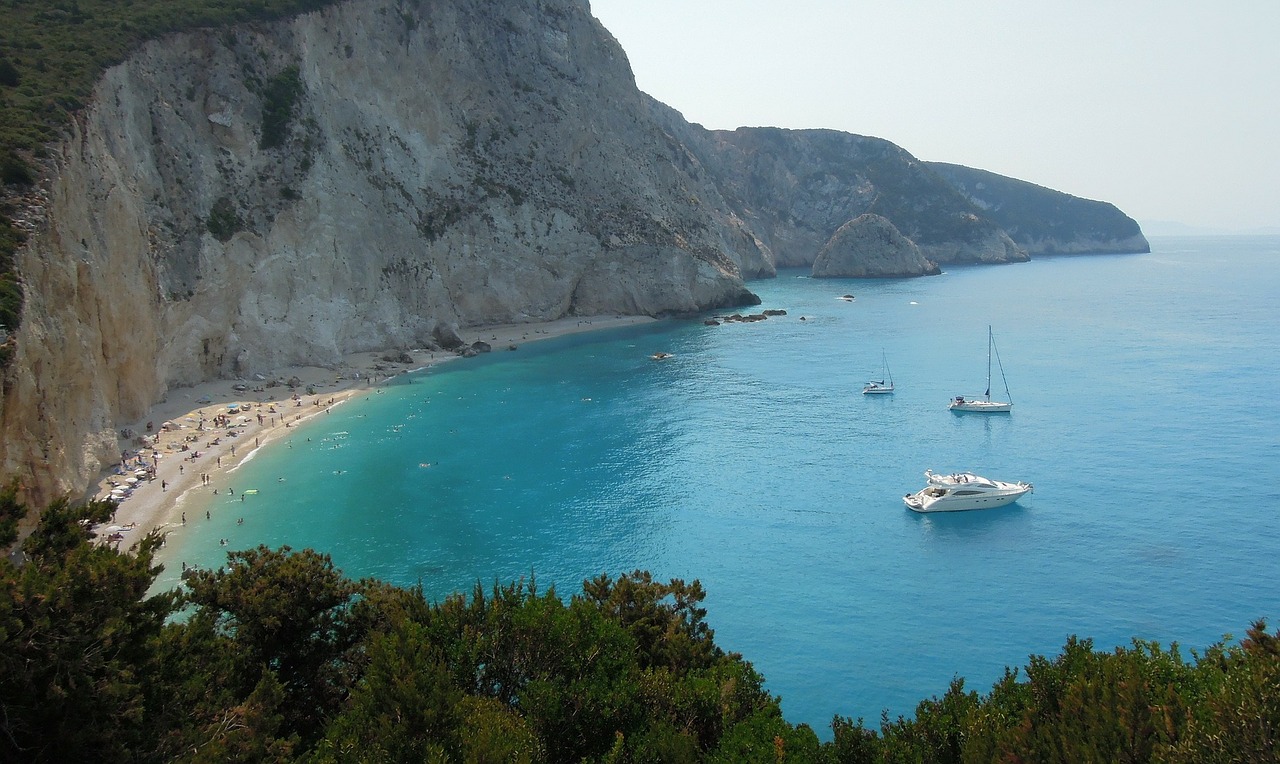 Πώς τα οικόπεδα της Λευκάδας μπήκαν στο στόχαστρο των Ισραηλινών