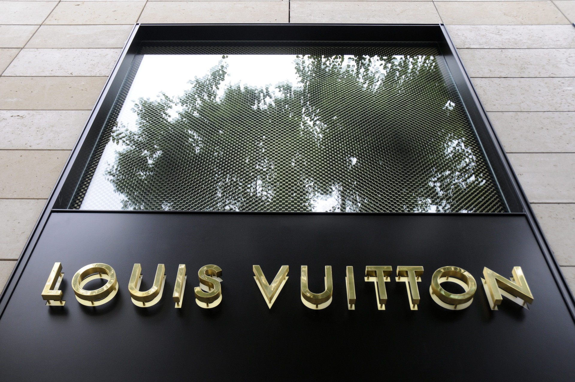 LVMH © EPA/MAURITZ ANTIN