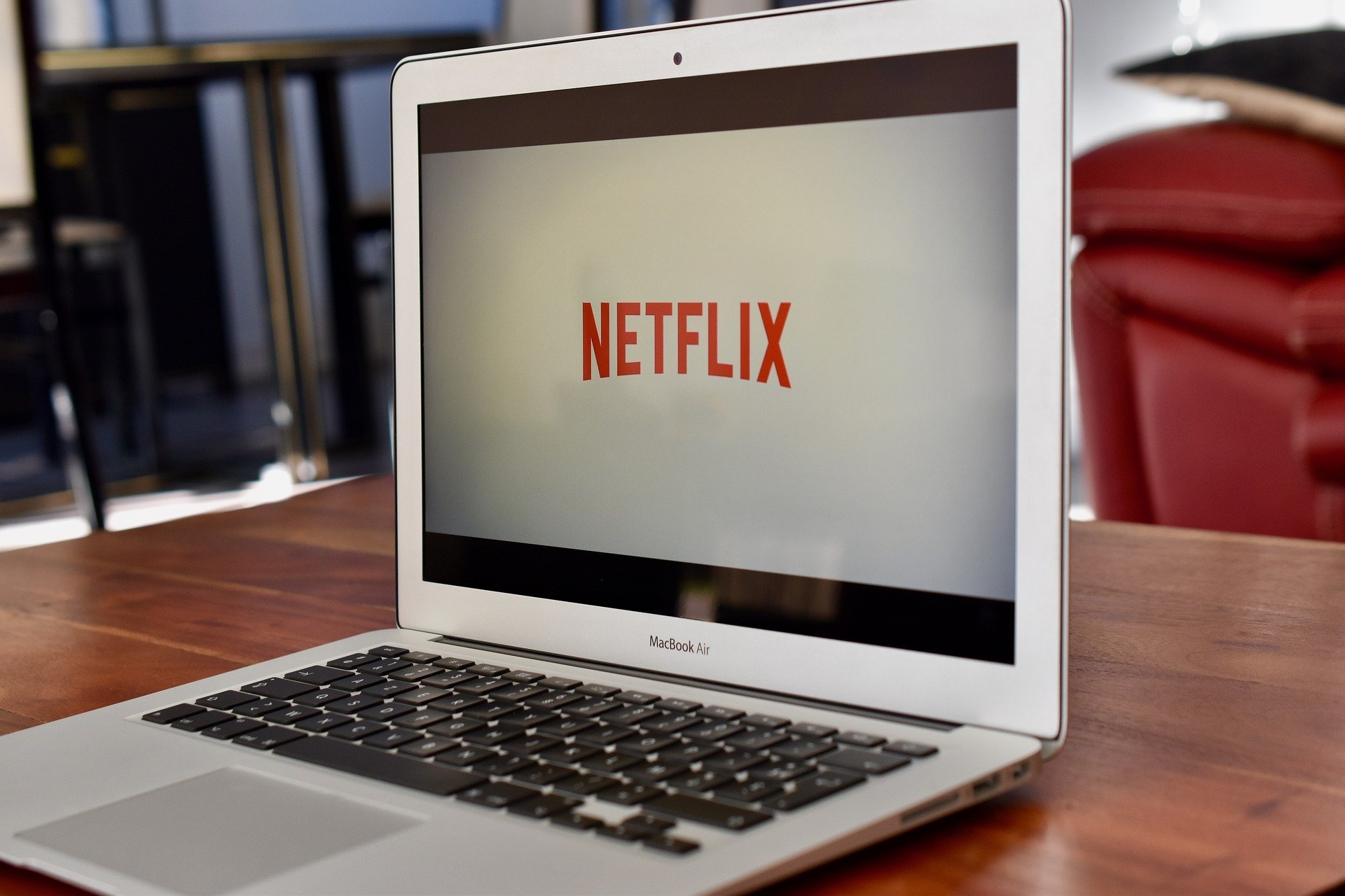 1.197 ώρες Netflix παρακολούθησαν οι Έλληνες το 2020