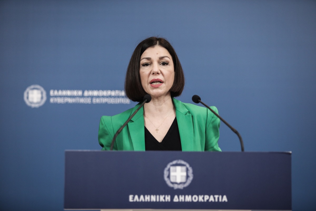 Πελώνη: Εντός των ημερών οι διευκολύνσεις για τους εμβολιασμένους