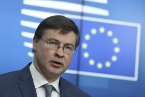 Κομισιόν: Θετική αξιολόγηση για την Ελλάδα αλλά βλέπει ανισορροπίες