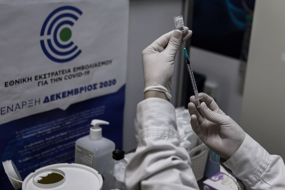 Πλαστά πιστοποιητικά: Σαρωτικοί έλεγχοι – Πού επικεντρώνονται οι έρευνες