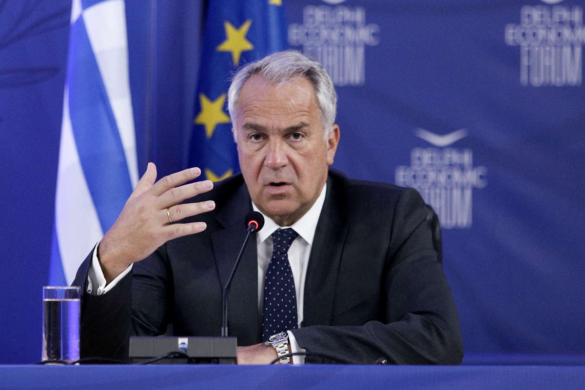 Βορίδης: Πιθανό το σενάριο να δοθούν προνόμια στους εμβολιασμένους