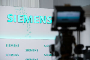 Η Siemens περικόπτει 6.000 θέσεις εργασίας παγκοσμίως