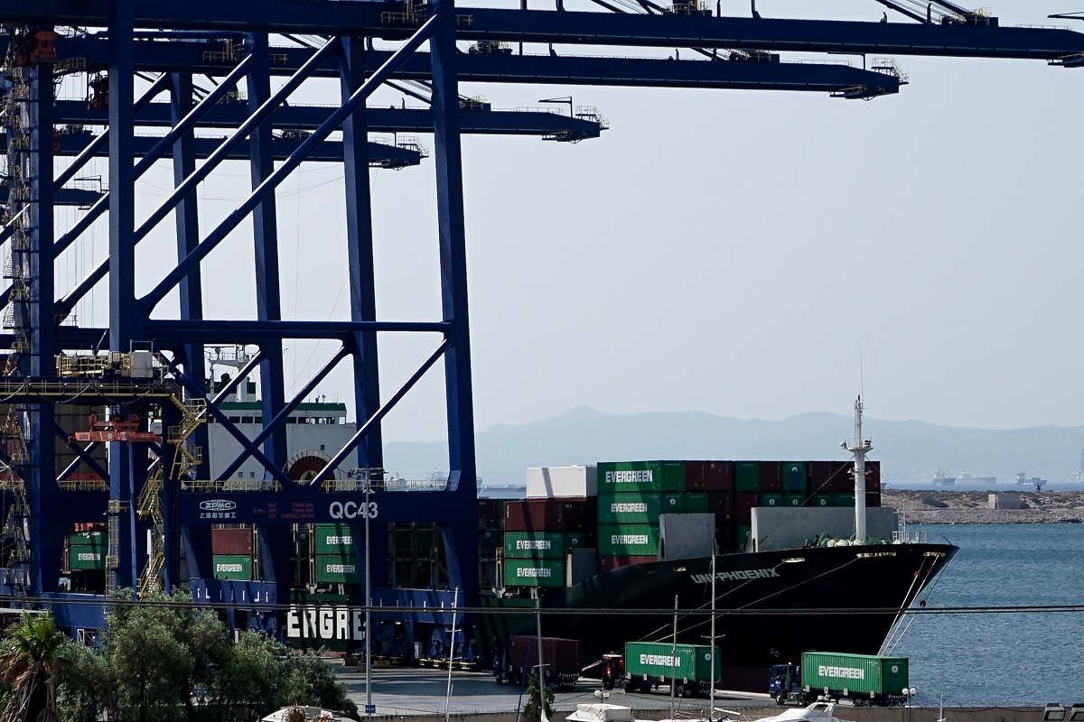 ΕΛΣΤΑΤ: Μειώθηκε κατά 0,9% η δύναμη του ελληνικού εμπορικού στόλου