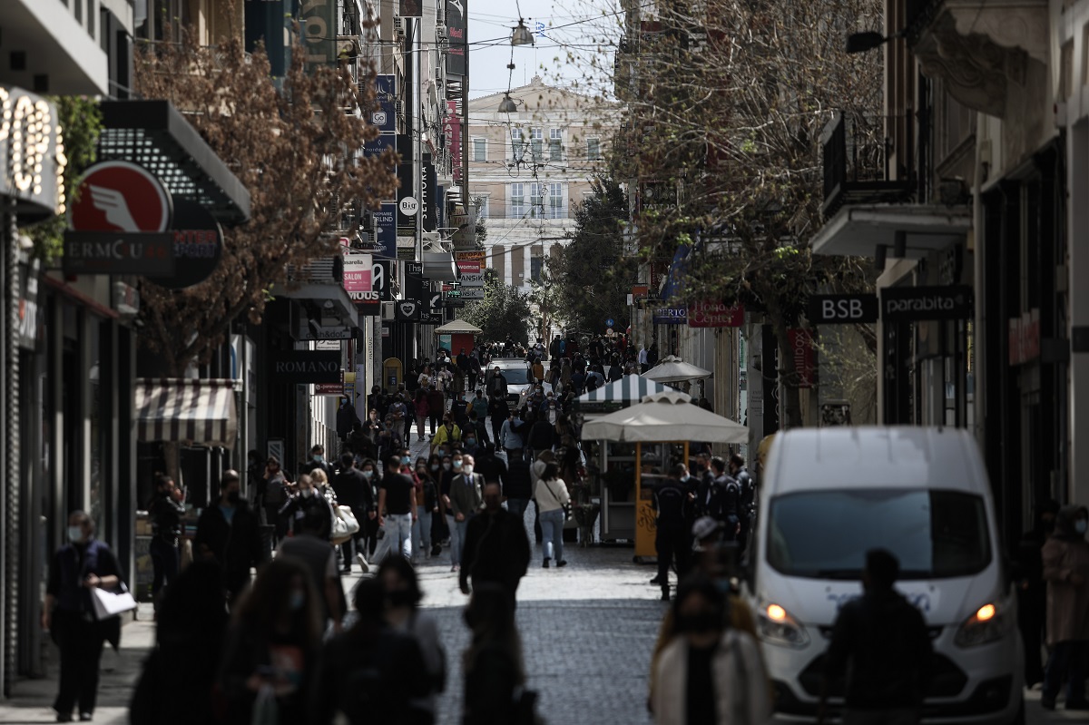 Σαρηγιάννης: Σταδιακή αποκλιμάκωση τον Ιούνιο – Τι είπε για μεταλλάξεις