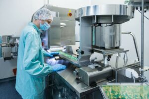 Φαρμακοβιομηχανία: Όταν η βιομηχανική πολιτική αποδίδει μετά από δύο κυβερνήσεις
