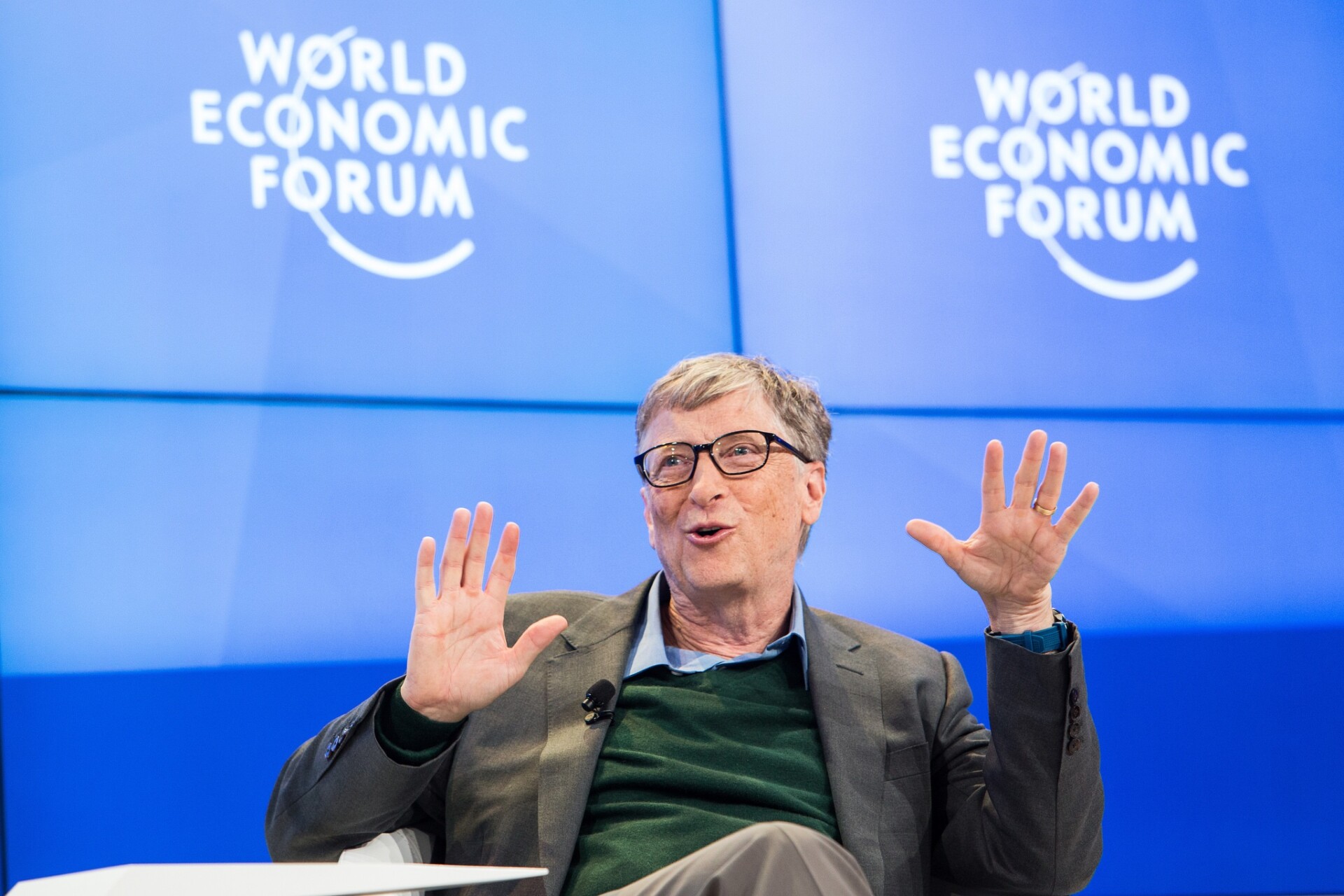 Μπιλ Γκέιτς: Έρευνα της Microsoft για τη σχέση του με υπάλληλο