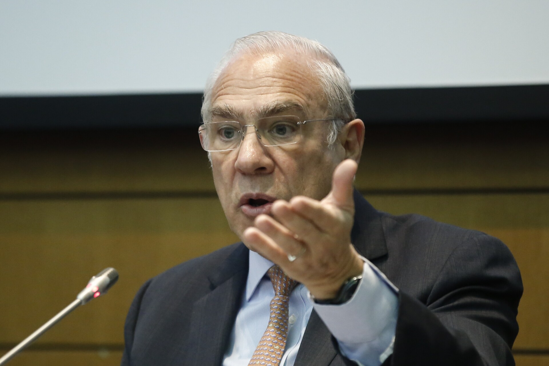 Γκουρία: Το παγκόσμιο ΑΕΠ προβλέπεται να αυξηθεί κατά 5,6% το 2021