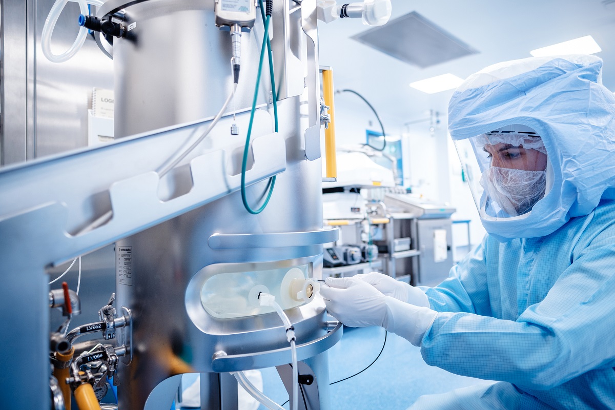 Siemens: Λύσεις για την επιτάχυνση παραγωγής του εμβολίου