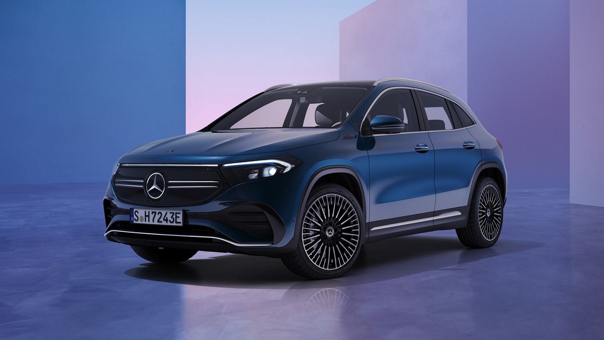 Η οικογένεια της Mercedes EQA αποκτά δύο τετρακίνητες εκδόσεις