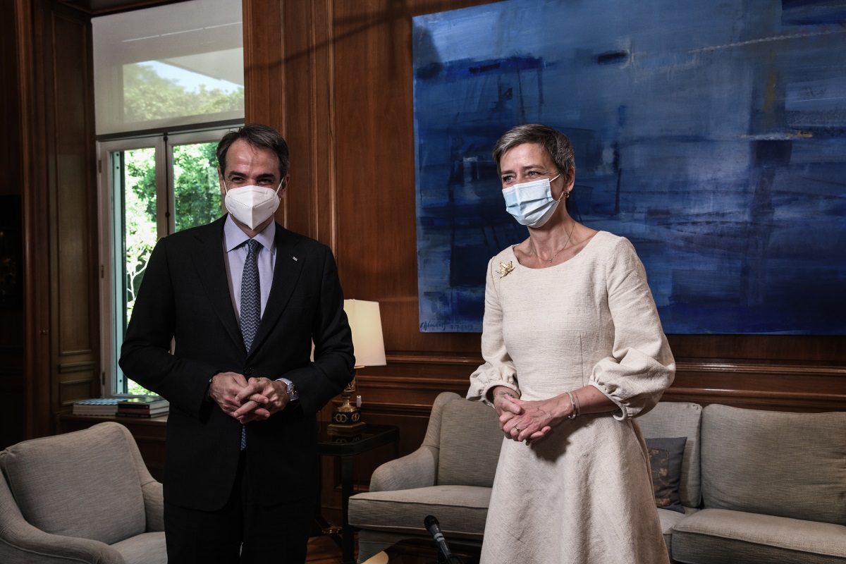 Βεστάγκερ: Η Ελλάδα την ισχυρότερη ανάπτυξη το 2022 στην ευρωζώνη