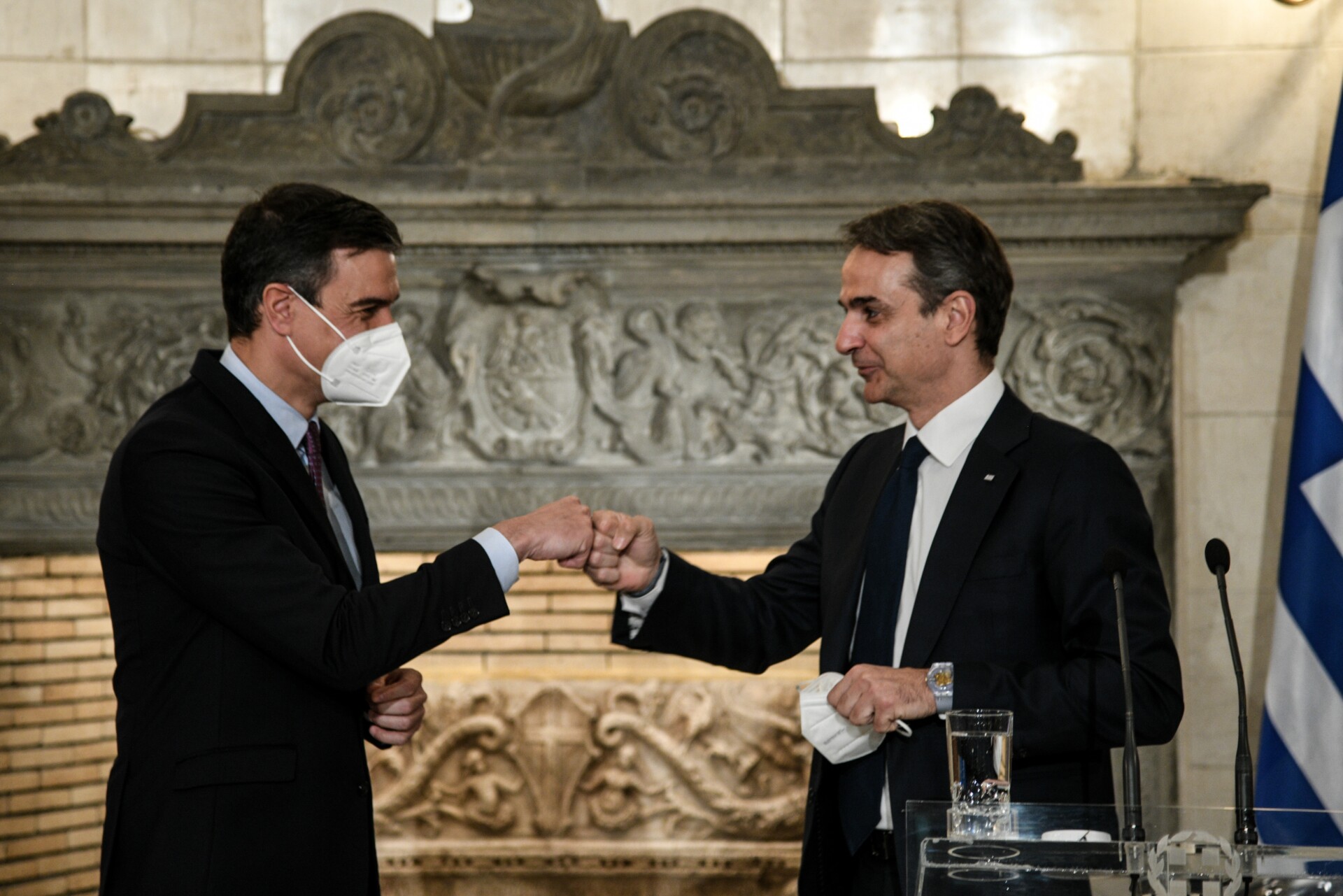 Μητσοτάκης – Σάντσεθ: Προτεραιότητα το πράσινο πιστοποιητικό
