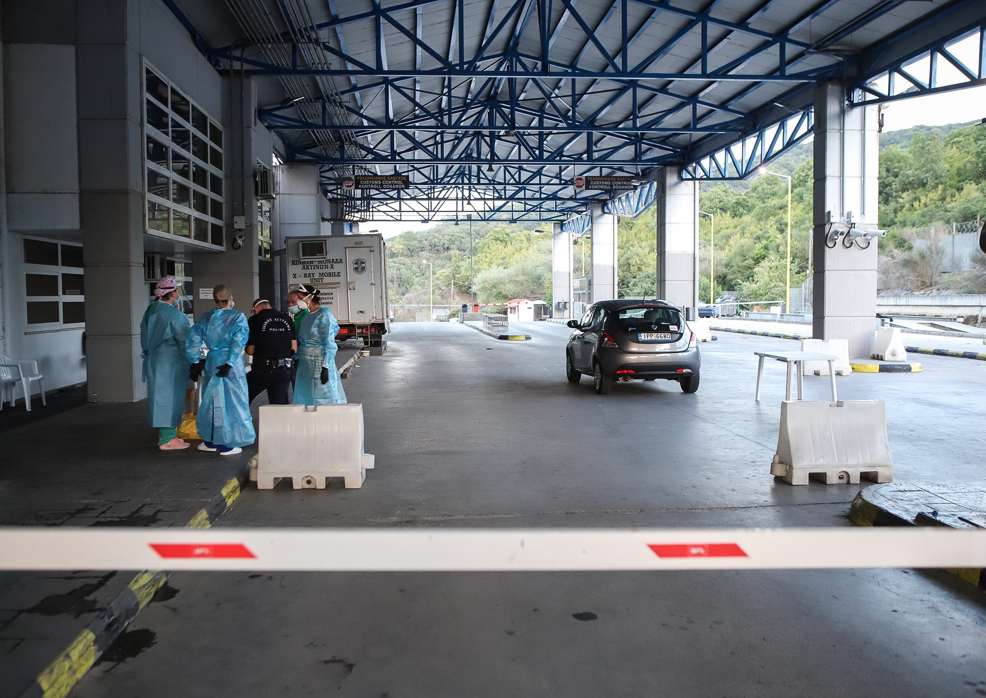 Τελωνεία: Κατασχέσεις 578 αυτοκινήτων και δύο θαλαμηγών