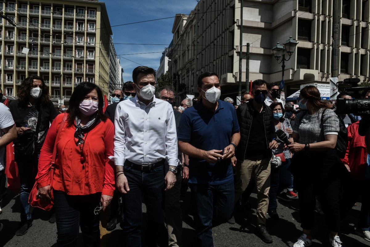 Ο Αλ. Τσίπρας στη συγκέντρωση γιαν την Εργατική Πρωτομαγιά © Eurokinissi