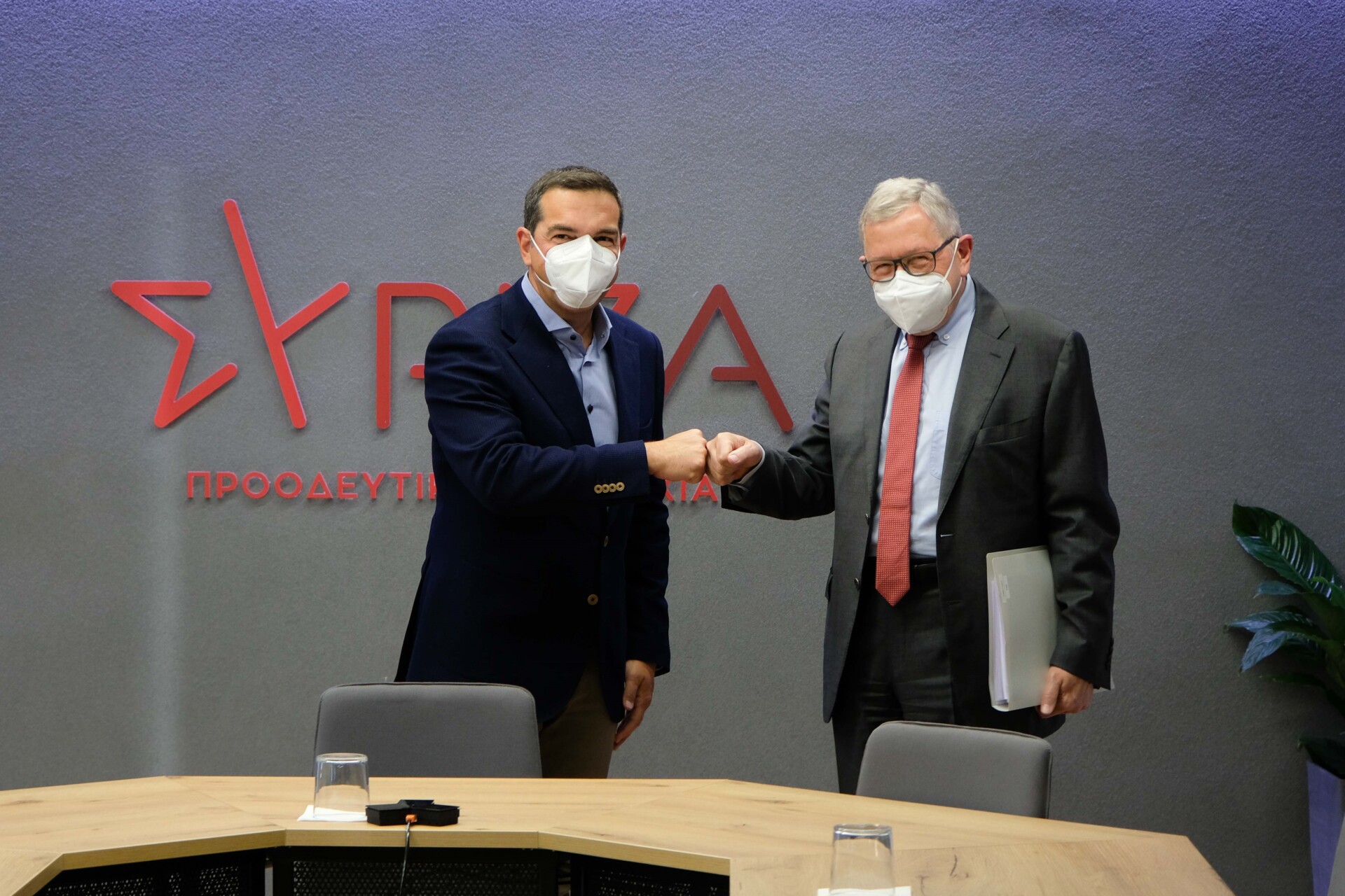 Τσίπρας σε Ρέγκλινγκ: Εγκυμονούν κίνδυνοι για ανομοιογενή ανάκαμψη