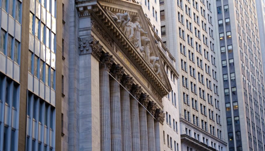 Wall Street ©EPA/JUSTIN LANE