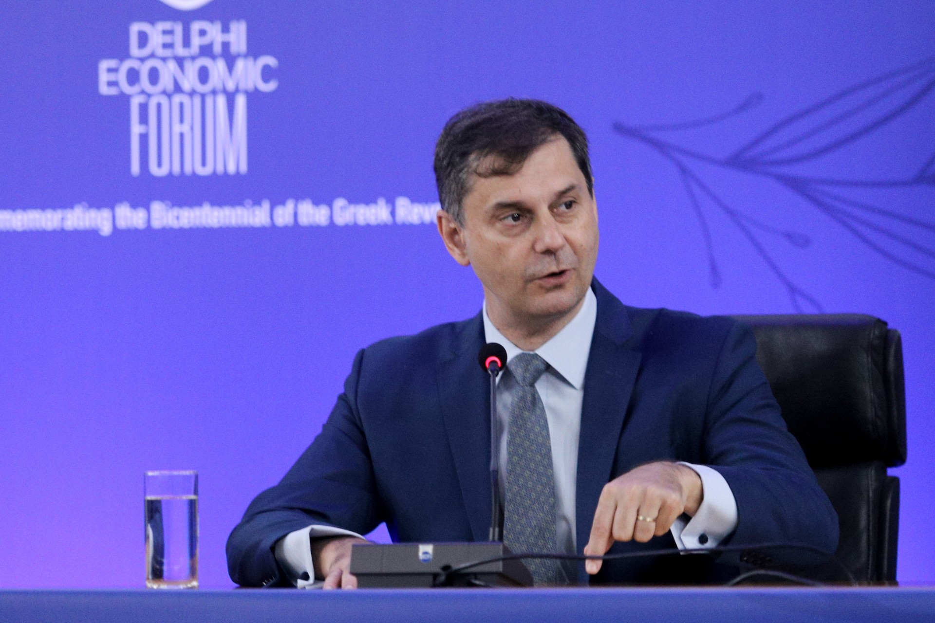 Θεοχάρης: Ξεπεράσαμε τους 2 εκατ. τουρίστες φέτος